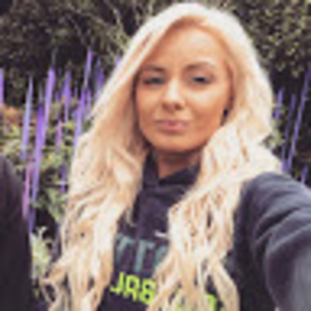 Meet your Posher, Sierria